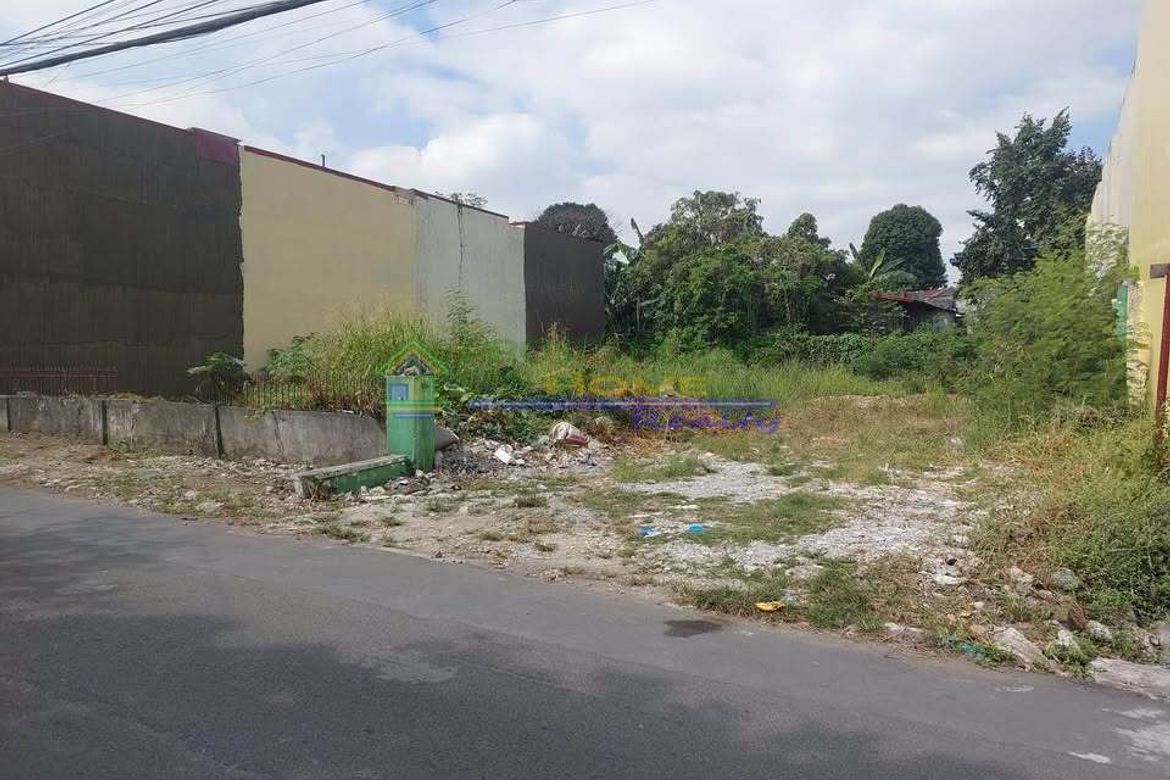 Land for Sale in Barangay 93, Caloocan, Metro Manila near LRT-1 Monumento – photo 2