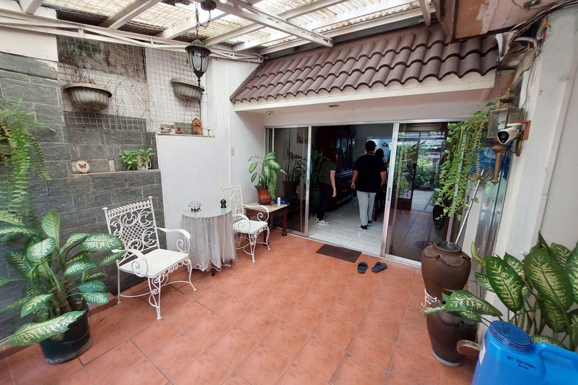Land for Sale in Barangka Drive, Mandaluyong, Metro Manila near MRT-3 Boni – photo 5