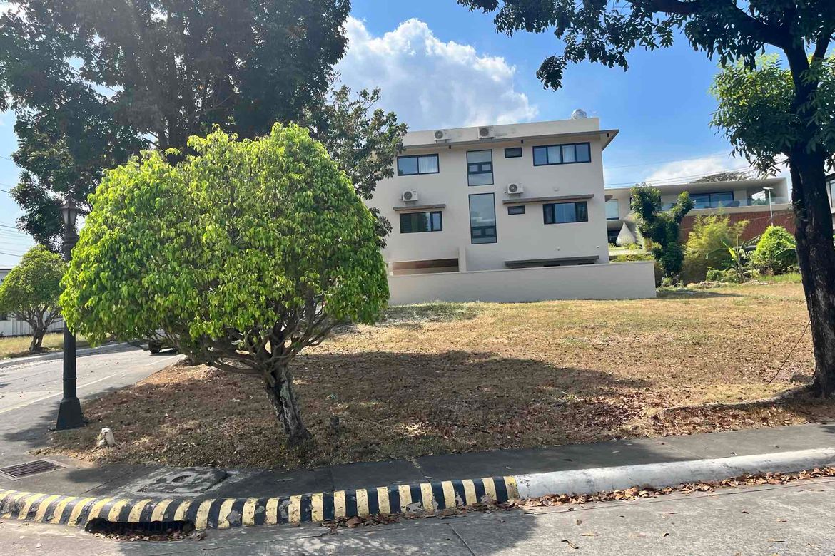 Land for Sale in Batasan Hills, Quezon City, Metro Manila – photo 4