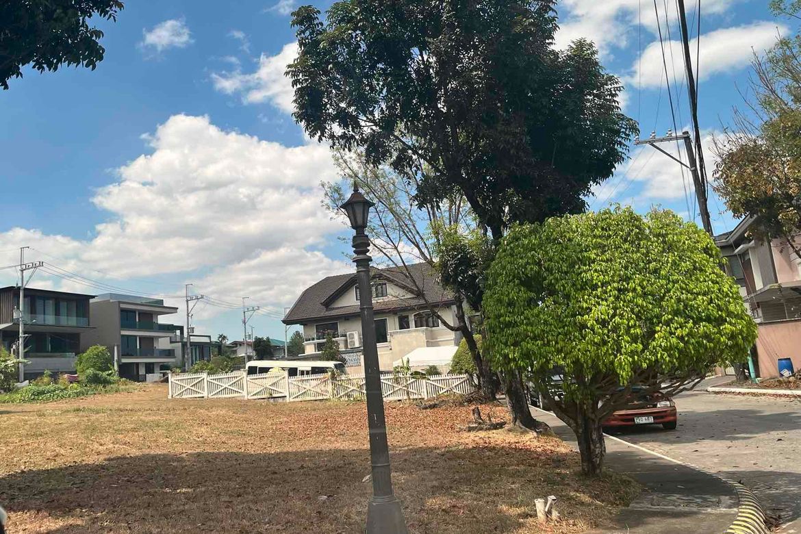 Land for Sale in Batasan Hills, Quezon City, Metro Manila – photo 8