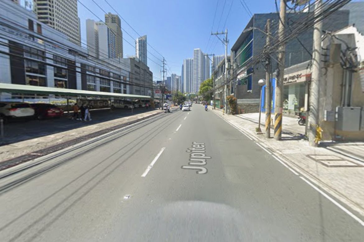 Land for Sale in Bel-Air, Makati, Metro Manila near MRT-3 Buendia – photo 2