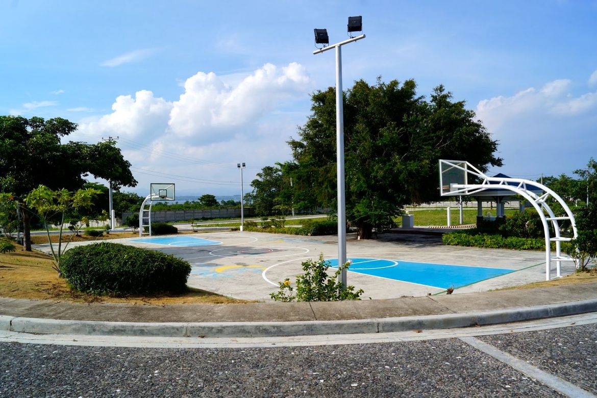 Land for Sale in Blue Coast Residences, Punta Engaño, Lapu-Lapu, Cebu – photo 2