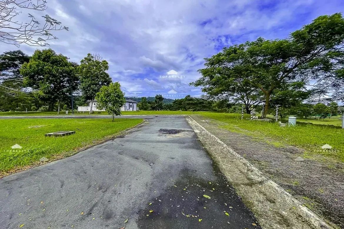 Land for Sale in Canlubang, Calamba, Laguna – photo 4