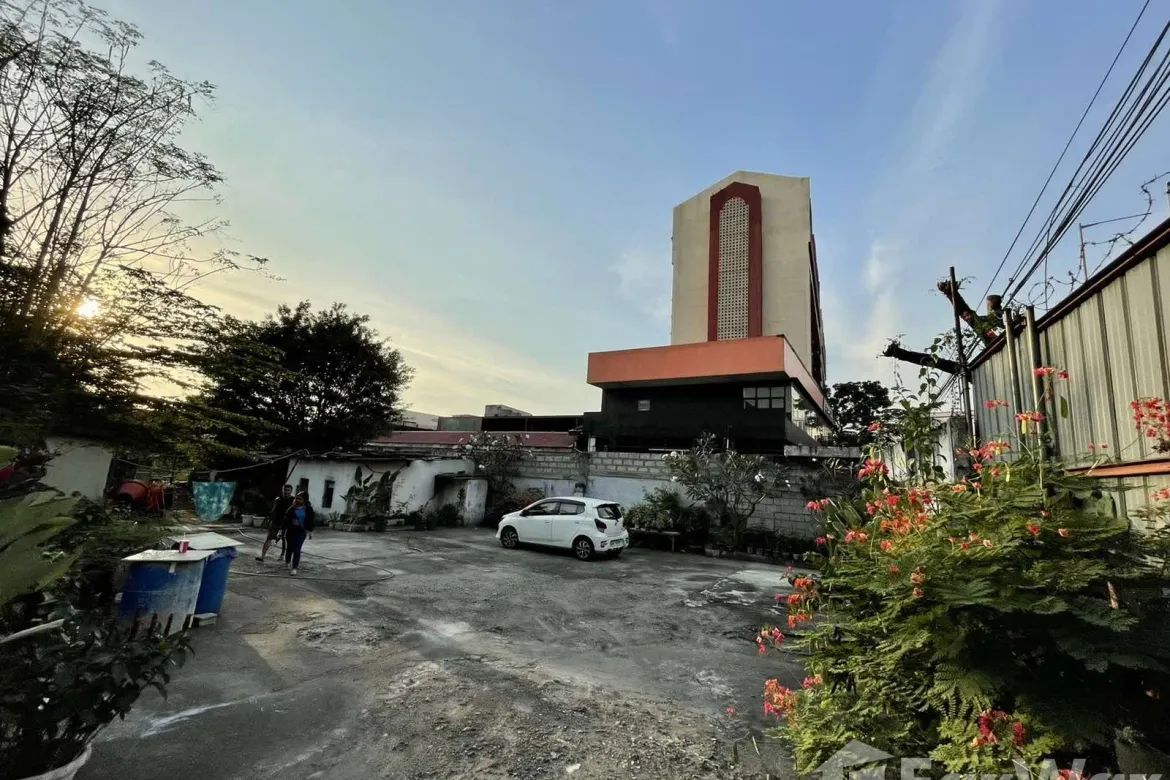 Land for Sale in Comembo, Makati, Metro Manila