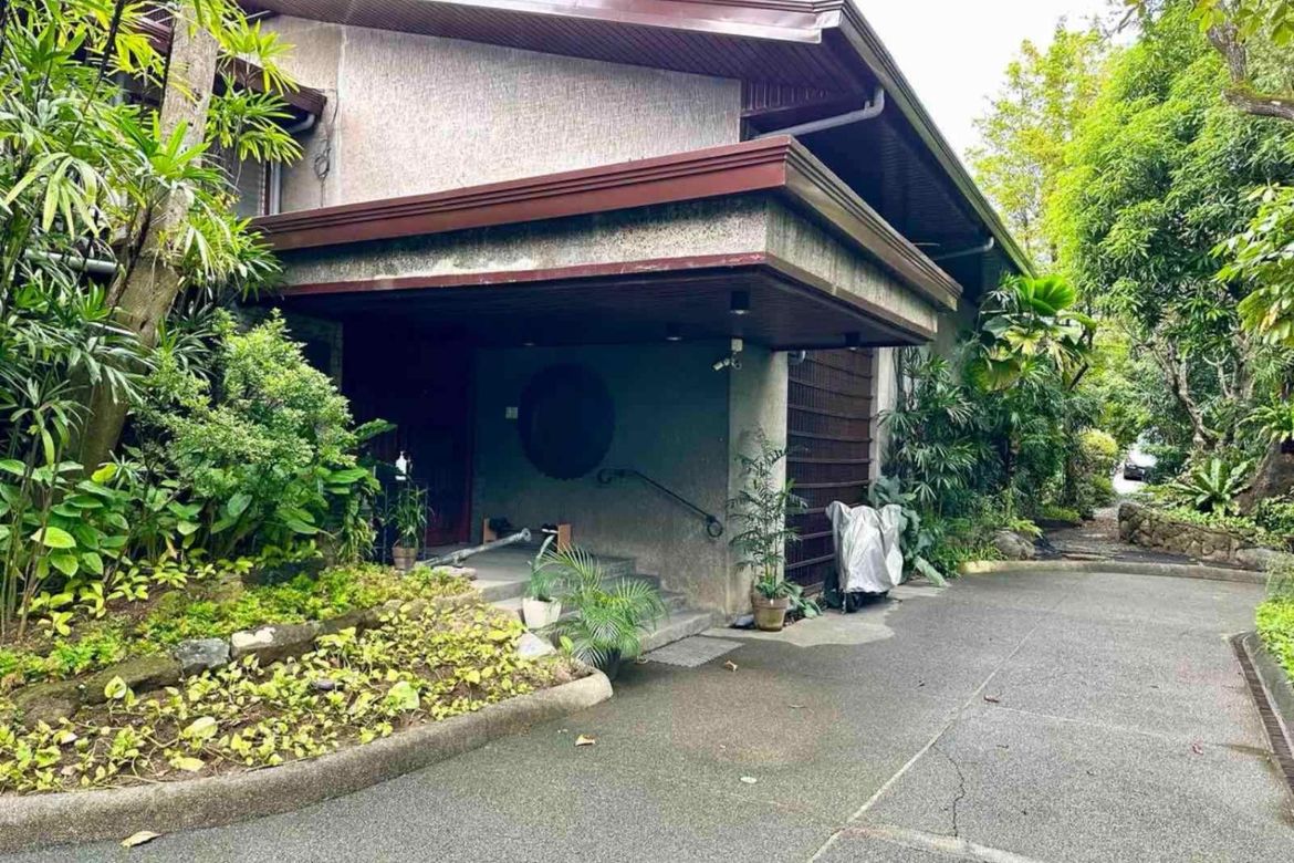 Land for Sale in Dasmariñas North, Makati, Metro Manila near MRT-3 Ayala – photo 2
