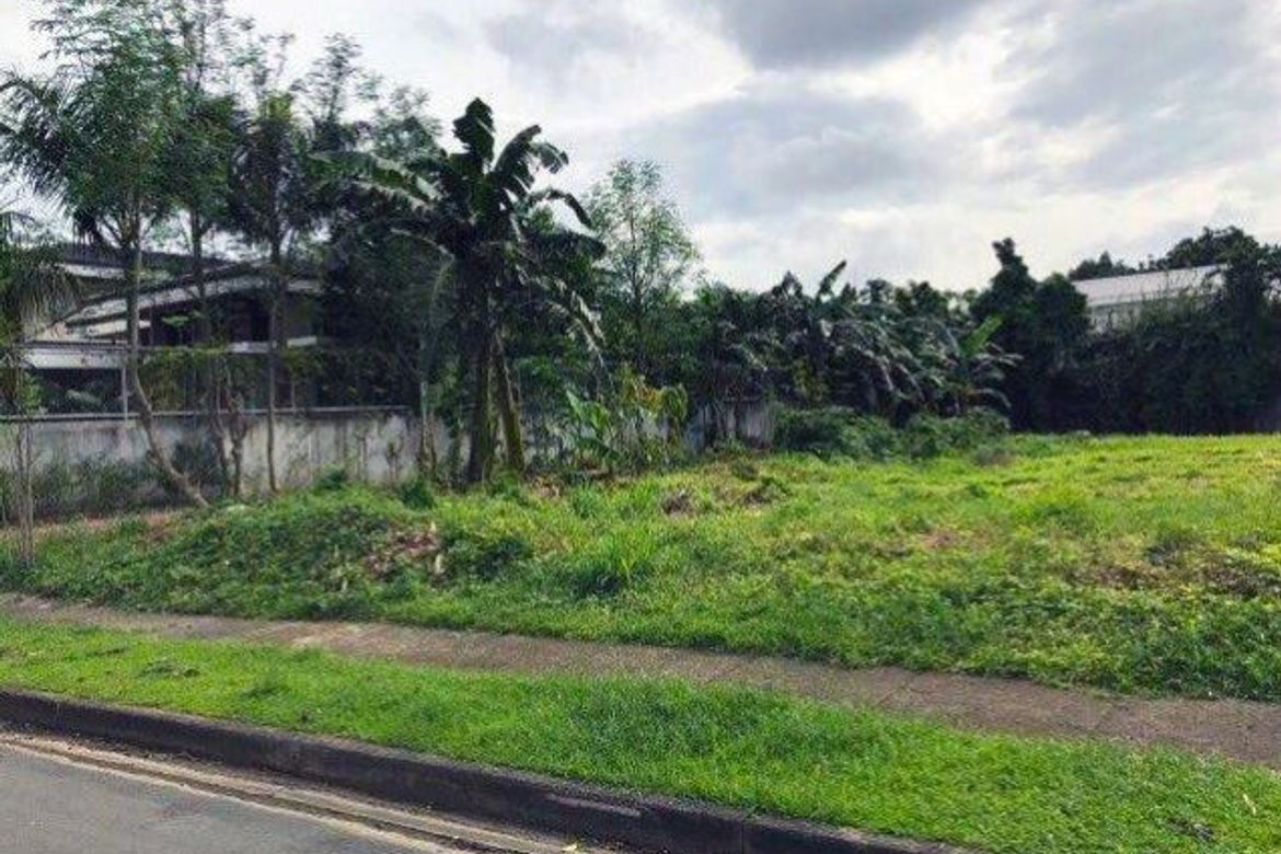Land for Sale in Dasmariñas Village, Dasmariñas North, Makati, Metro Manila near MRT-3 Magallanes – photo 4