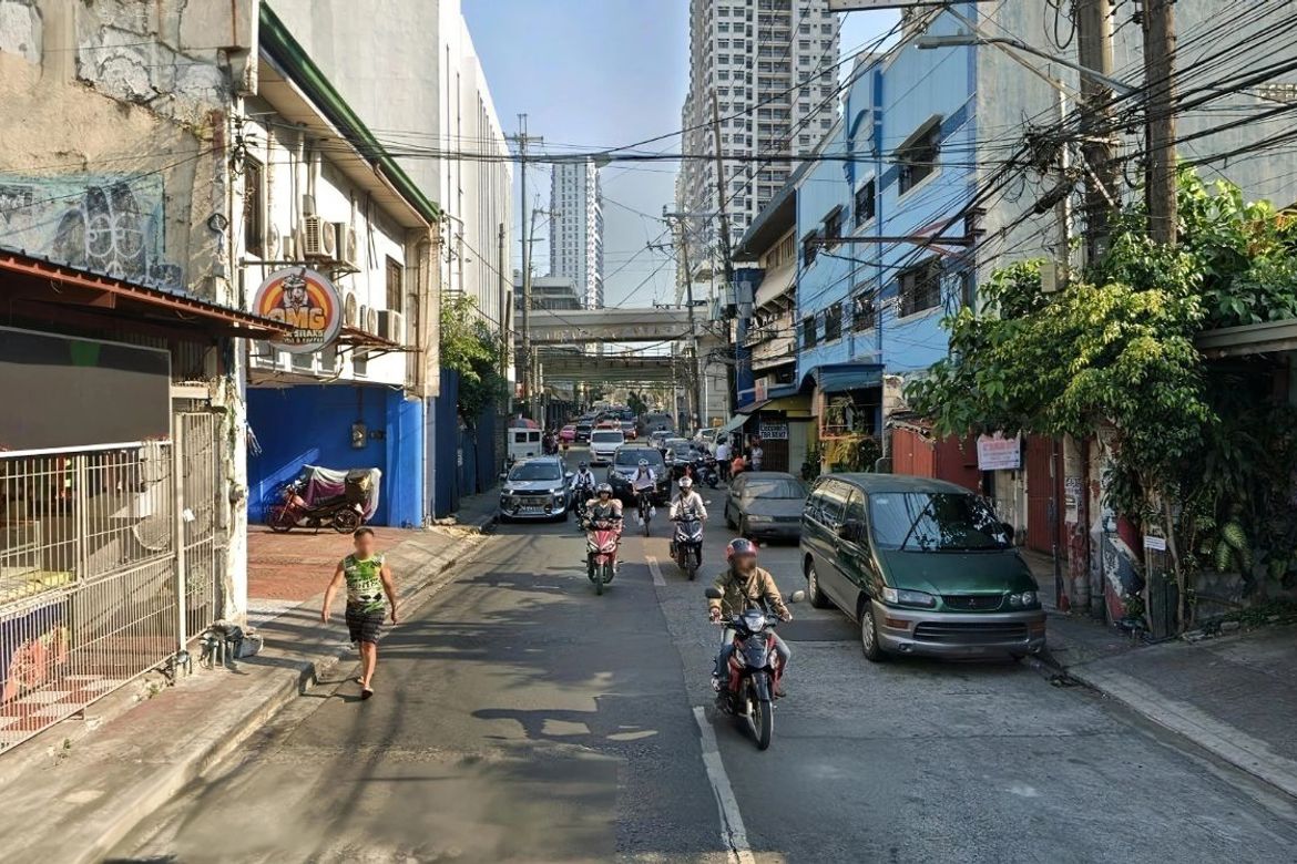 Land for Sale in E. Rodriguez, Quezon City, Metro Manila near LRT-2 Araneta Center-Cubao – photo 3