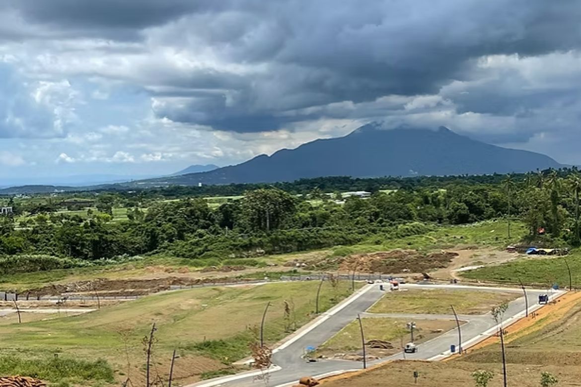 Land for Sale in Enara at Nuvali Heights, Canlubang, Calamba, Laguna – photo 4