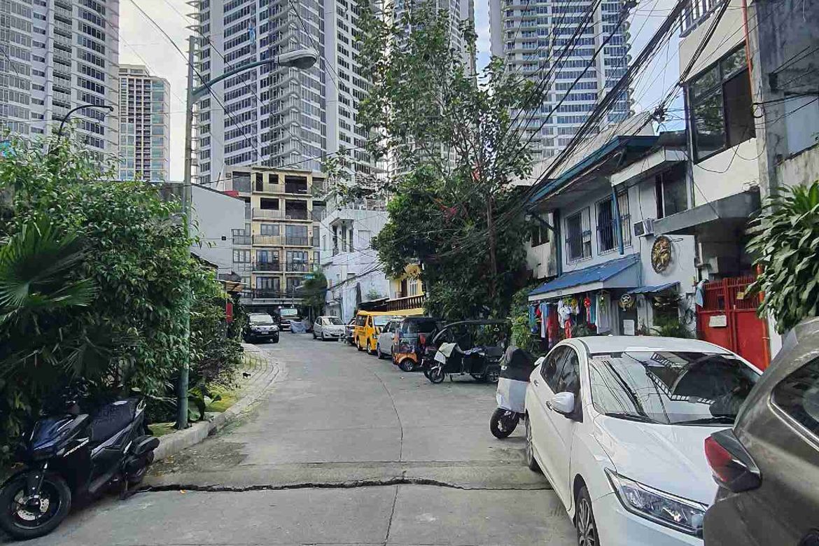 Land for Sale in Guadalupe Viejo, Makati, Metro Manila near MRT-3 Guadalupe – photo 4