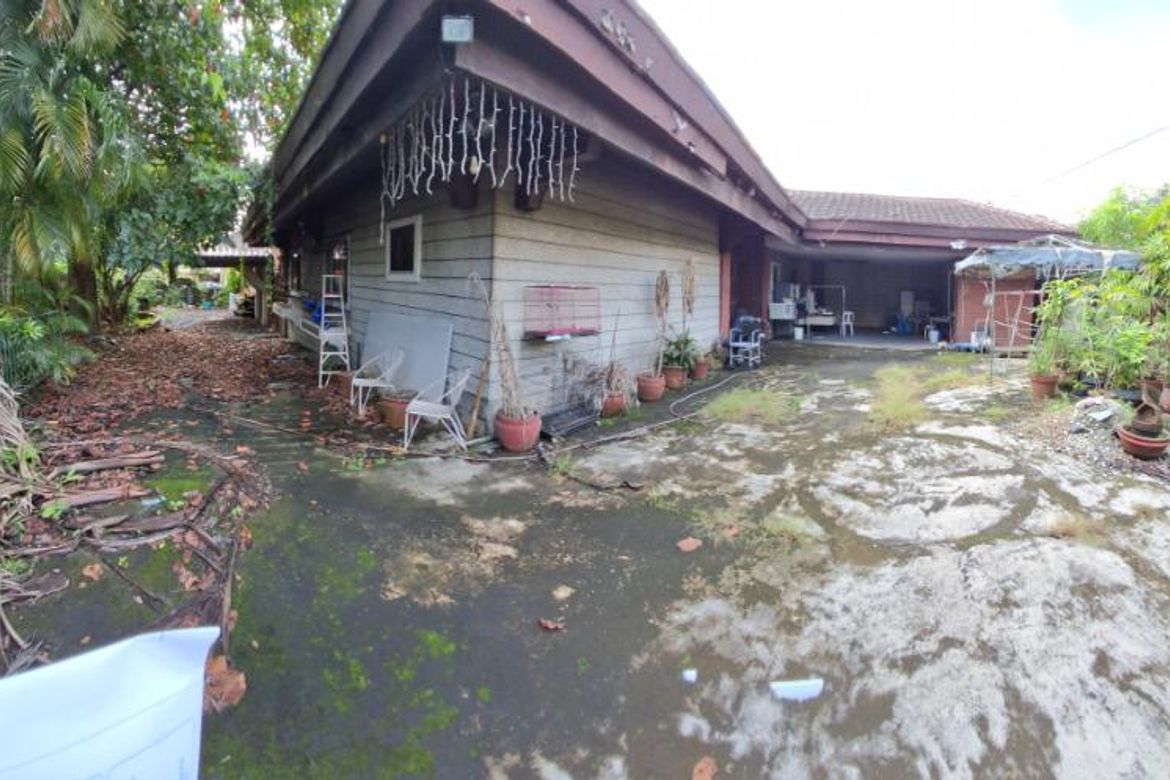 Land for Sale in Industrial Valley, Marikina, Metro Manila near LRT-2 Katipunan – photo 3