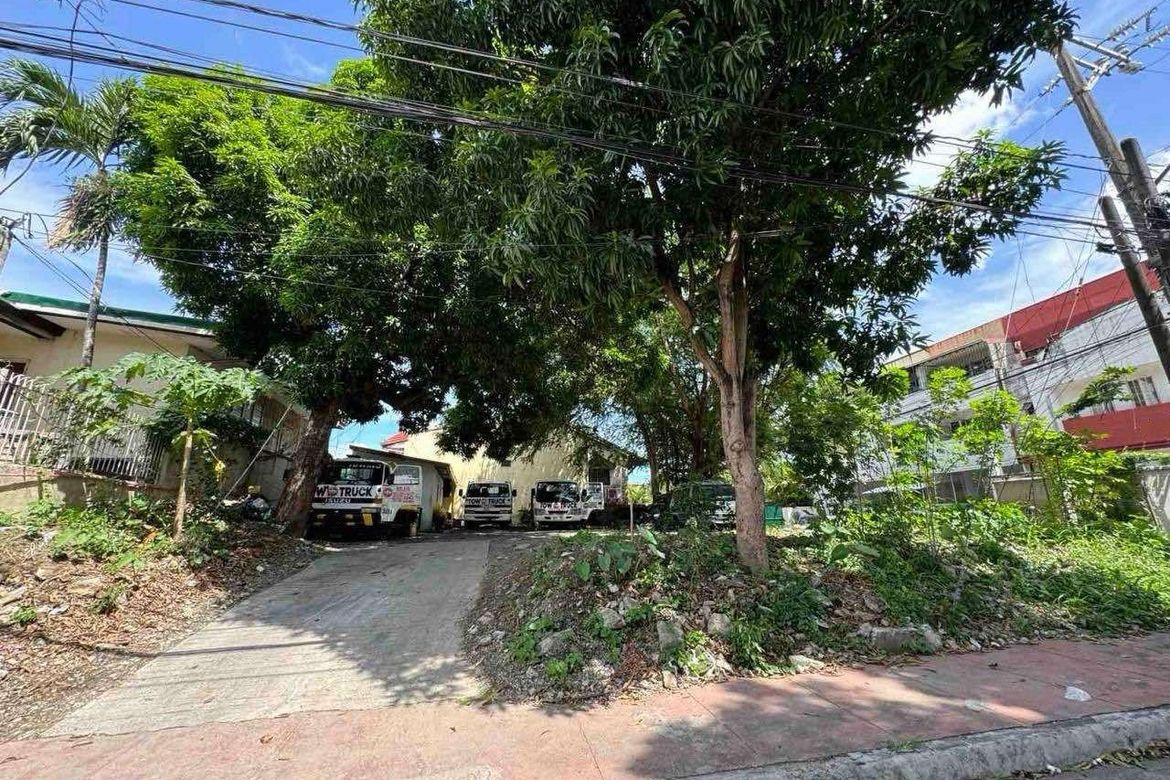 Land for Sale in Industrial Valley, Marikina, Metro Manila near LRT-2 Katipunan – photo 2