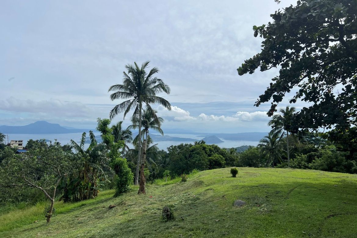 Land for Sale in Iruhin West, Tagaytay, Cavite – photo 3
