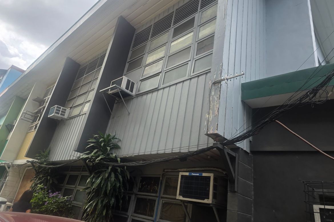 Land for Sale in Kamuning, Quezon City, Metro Manila near MRT-3 Kamuning – photo 2