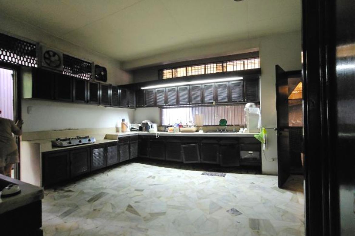 Land for Sale in Lourdes, Quezon City, Metro Manila – photo 2