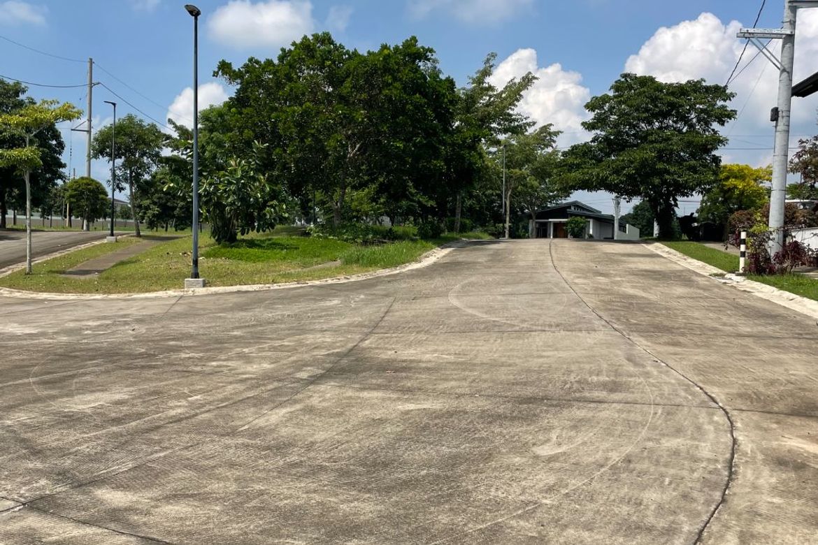 Land for Sale in Lumira Nuvali, Canlubang, Calamba, Laguna – photo 4