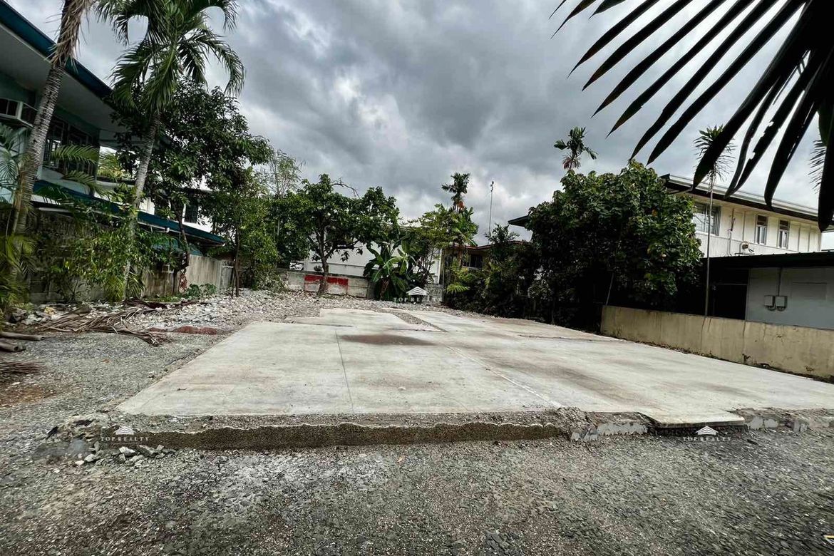 Land for Sale in Magallanes Village, Magallanes, Makati, Metro Manila near MRT-3 Magallanes – photo 2