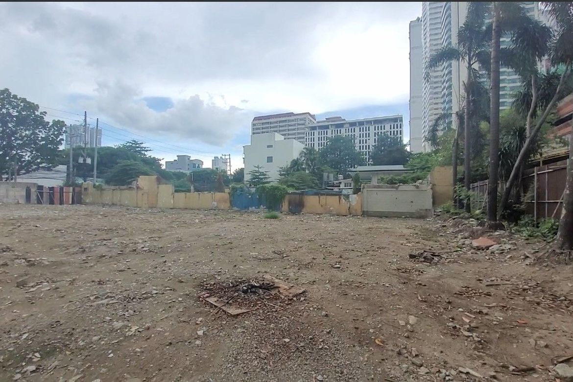 Land for Sale in Malate, Manila, Metro Manila near LRT-1 Vito Cruz