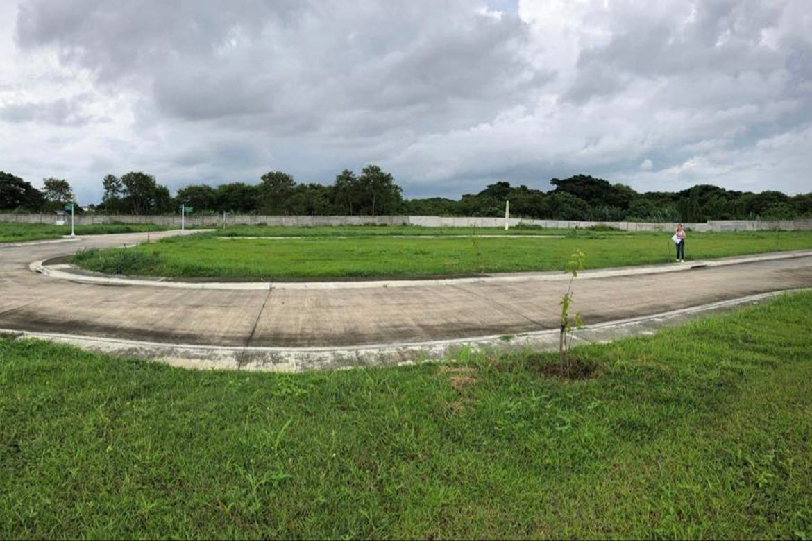 Land for Sale in Malitlit, Santa Rosa, Laguna