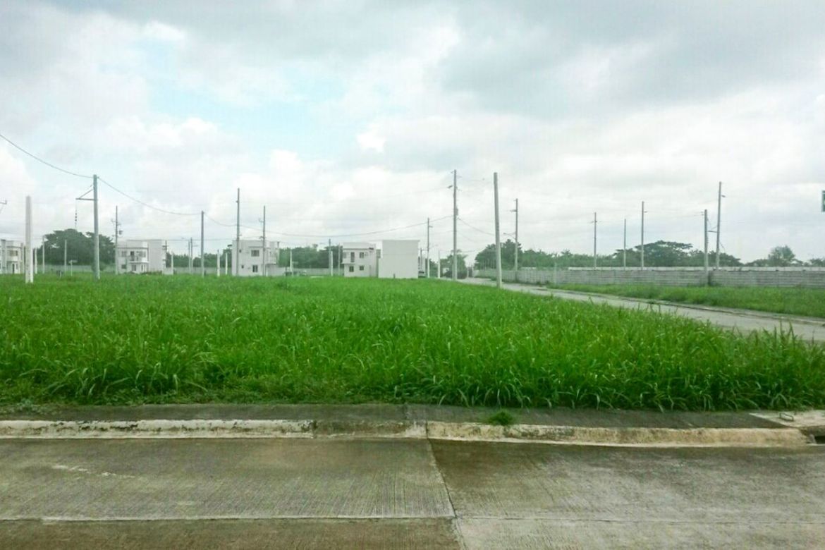 Land for Sale in Malitlit, Santa Rosa, Laguna