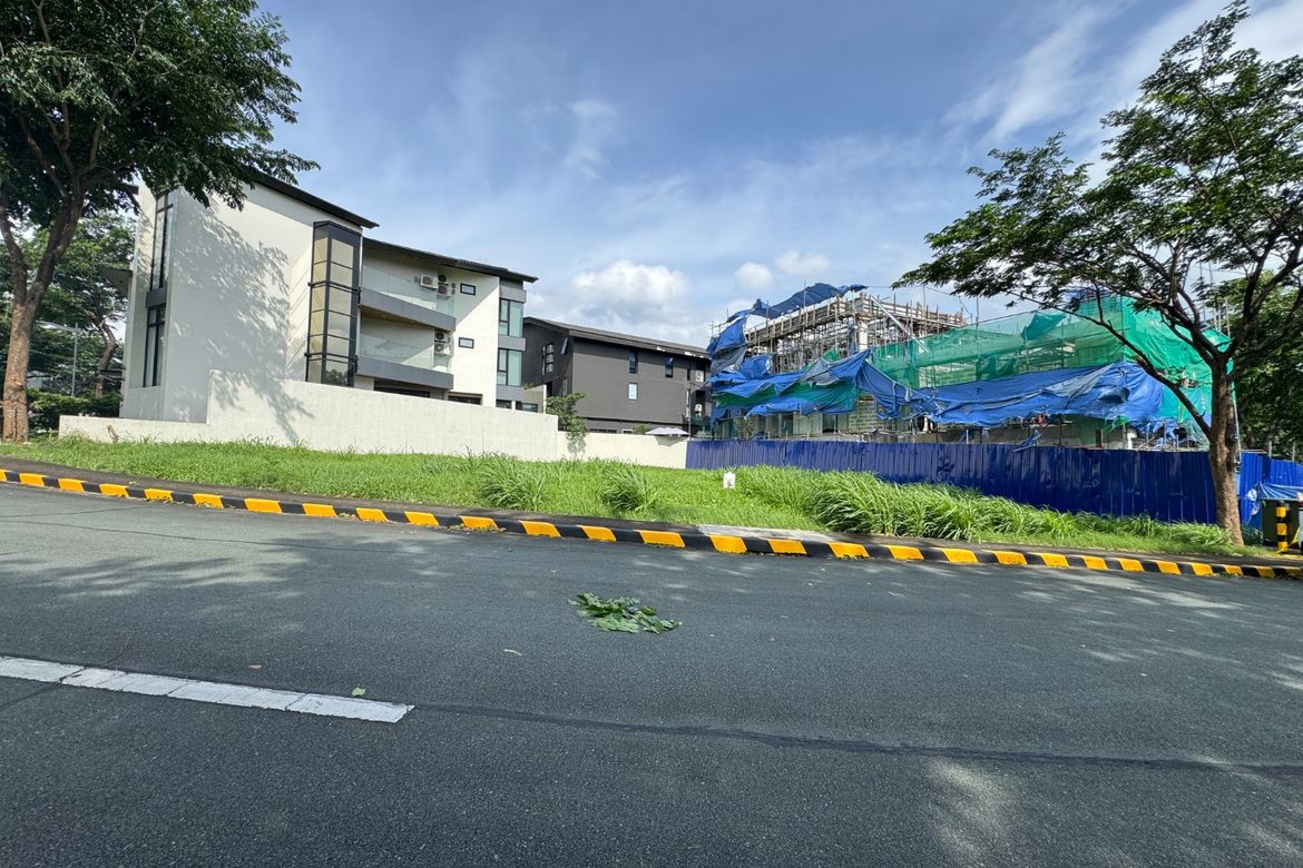 Land for Sale in Mckinley West Village, Pinagsama, Taguig, Metro Manila – photo 3
