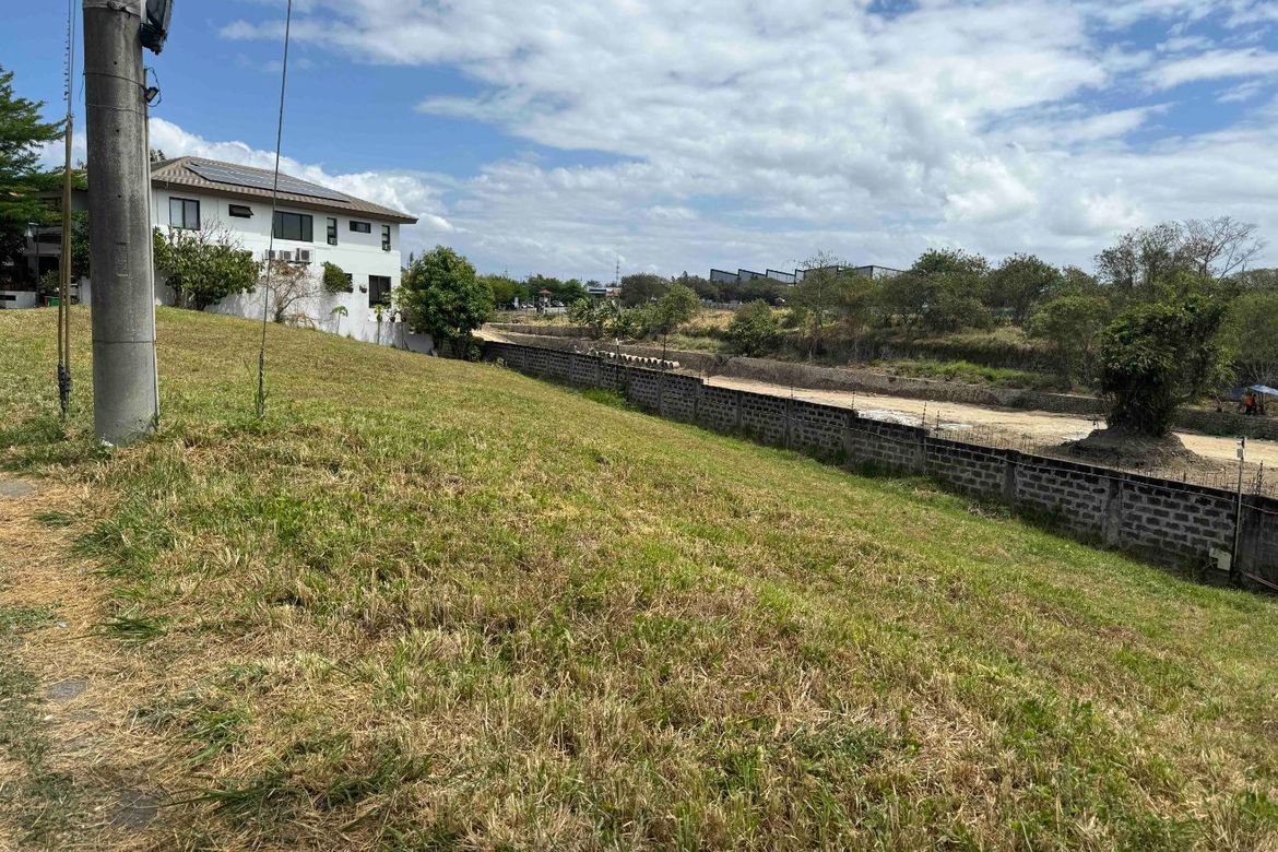 Land for Sale in Molino IV, Bacoor, Cavite