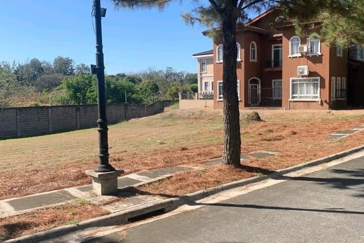 Land for Sale in Poblacion, Muntinlupa, Metro Manila – photo 2