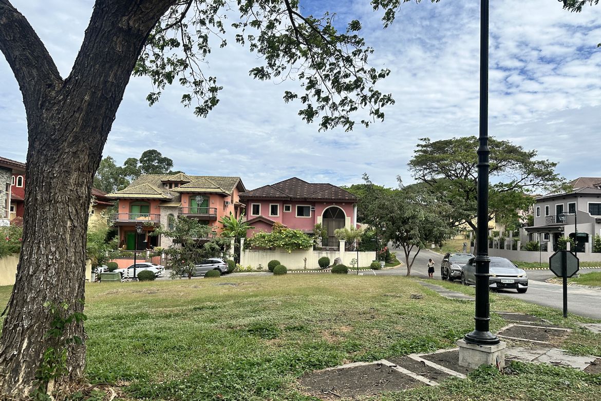 Land for Sale in Portofino Heights, Almanza Dos, Las Piñas, Metro Manila – photo 5