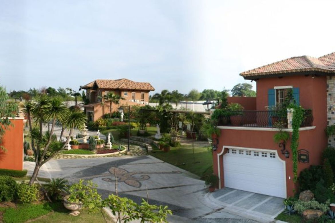 Land for Sale in Portofino Heights, Almanza Dos, Las Piñas, Metro Manila – photo 4