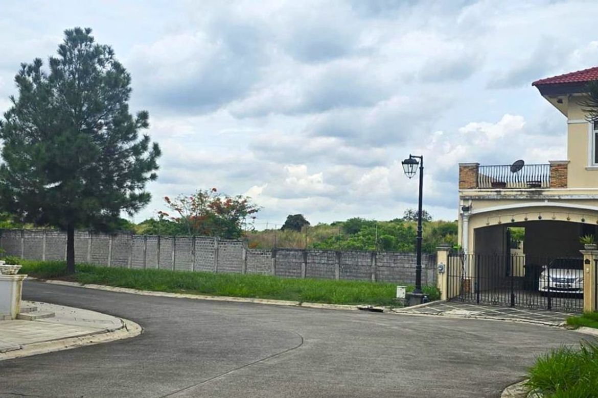 Land for Sale in Portofino Heights, Almanza Dos, Las Piñas, Metro Manila – photo 3