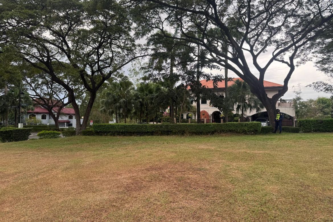 Land for Sale in Portofino Heights, Almanza Dos, Las Piñas, Metro Manila – photo 3