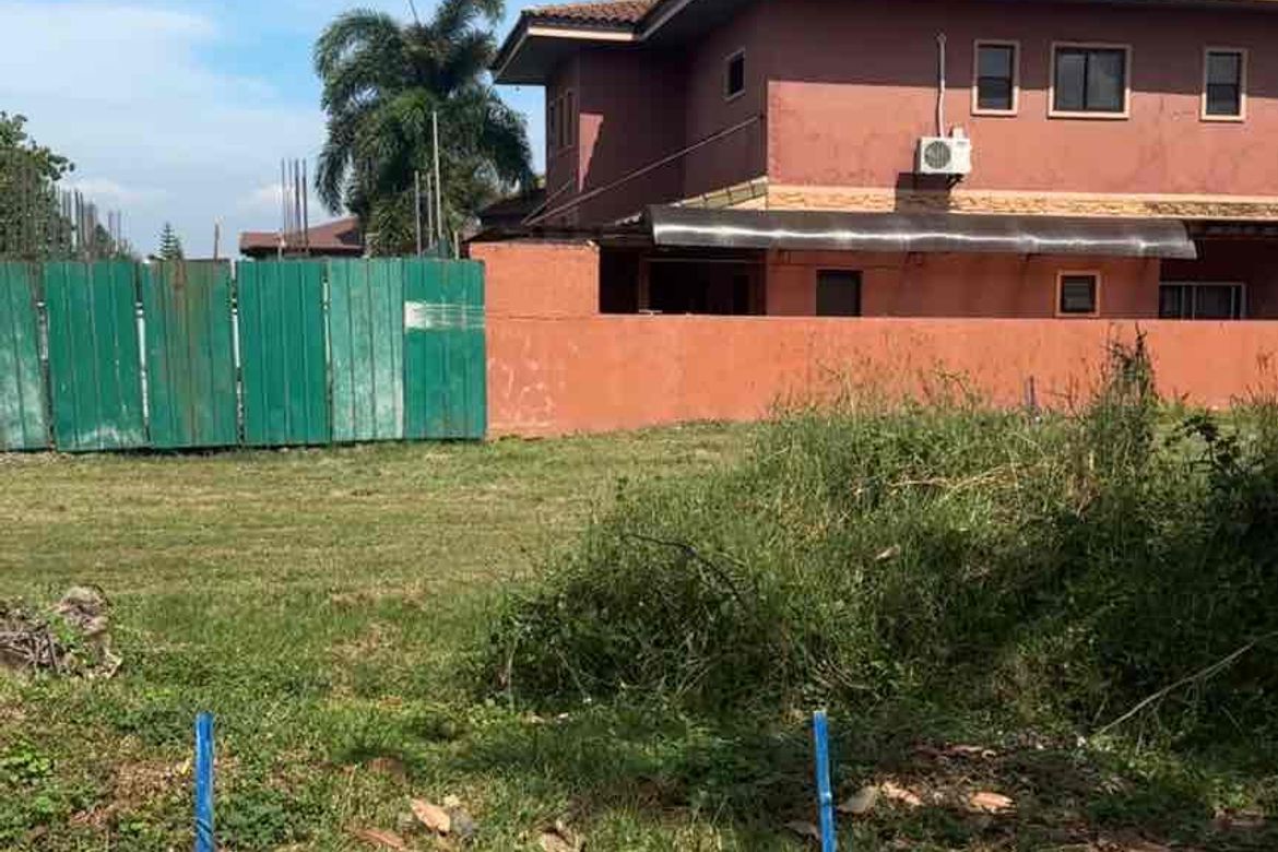 Land for Sale in Portofino South, Poblacion, Muntinlupa, Metro Manila – photo 3