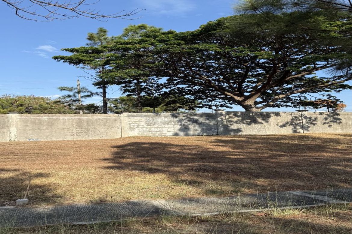 Land for Sale in Portofino South, Poblacion, Muntinlupa, Metro Manila – photo 3