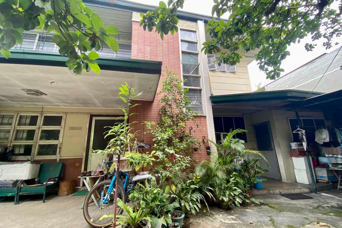 Land for Sale in Quezon City, Metro Manila near MRT-3 Kamuning – photo 2