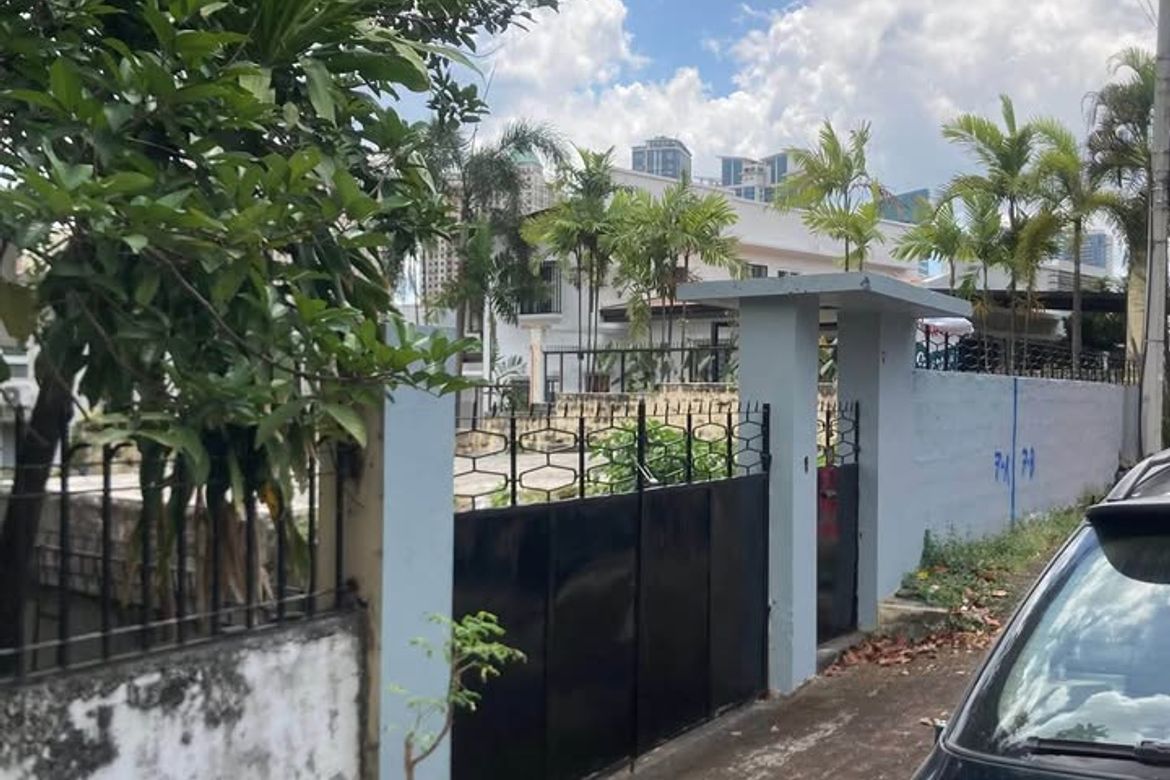Land for Sale in Saint Ignatius, Quezon City, Metro Manila – photo 3