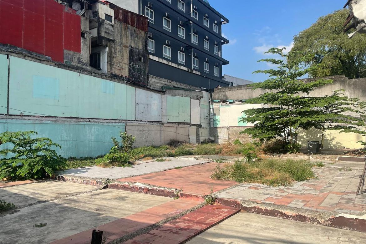 Land for Sale in San Antonio, Makati, Metro Manila