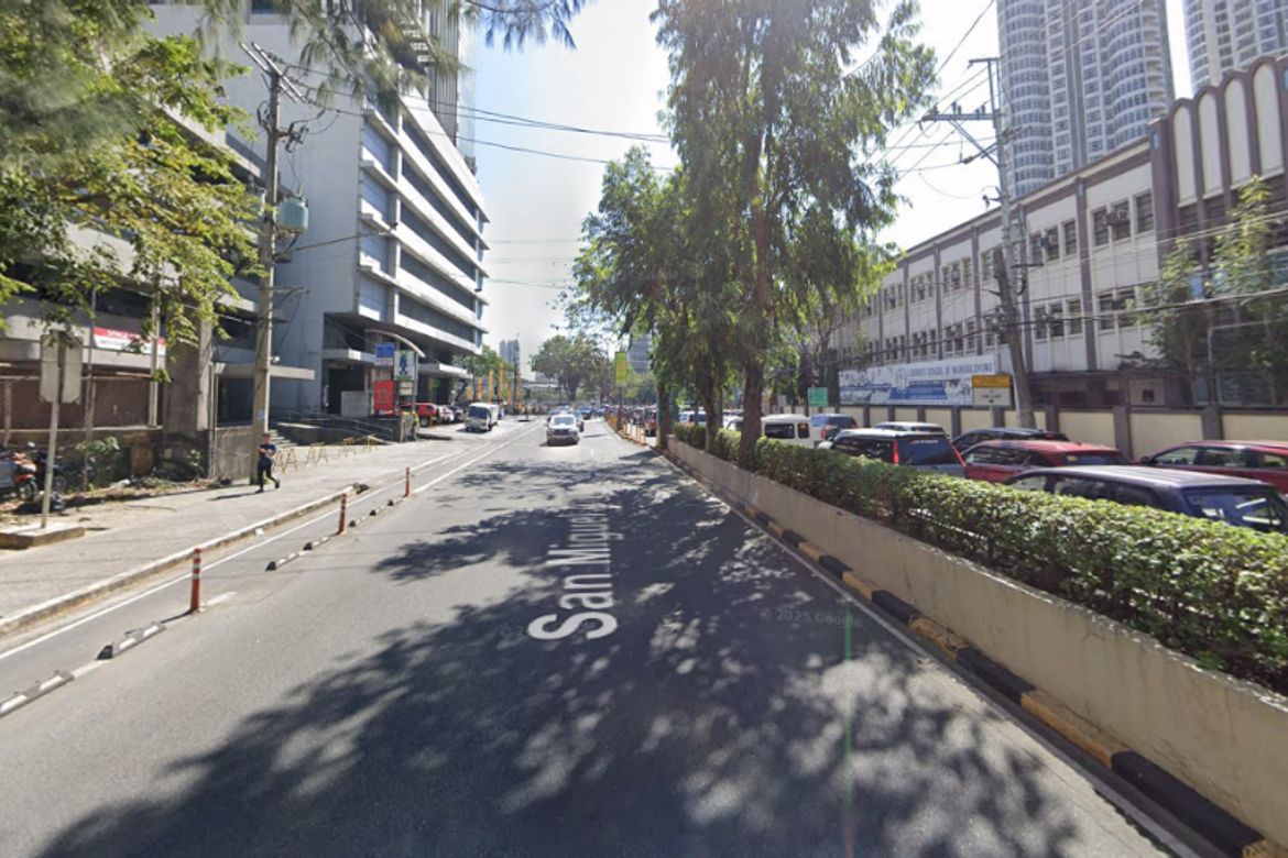 Land for Sale in San Antonio, Pasig, Metro Manila near MRT-3 Shaw Boulevard