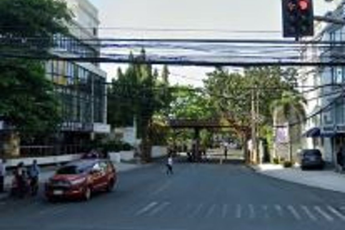 Land for Sale in San Lorenzo, Makati, Metro Manila near MRT-3 Ayala – photo 2