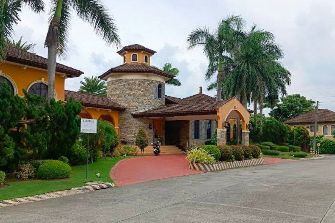 Land for Sale in Santo Domingo, Santa Rosa, Laguna