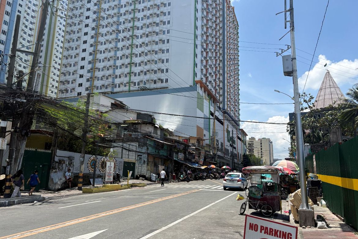 Land for Sale in South Triangle, Quezon City, Metro Manila near MRT-3 Quezon Avenue – photo 5