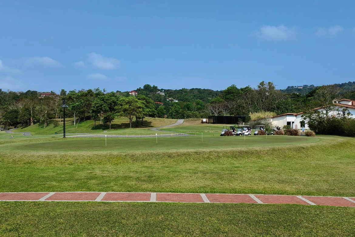 Land for Sale in Splendido Taal Towers, Niyugan, Laurel, Batangas – photo 6