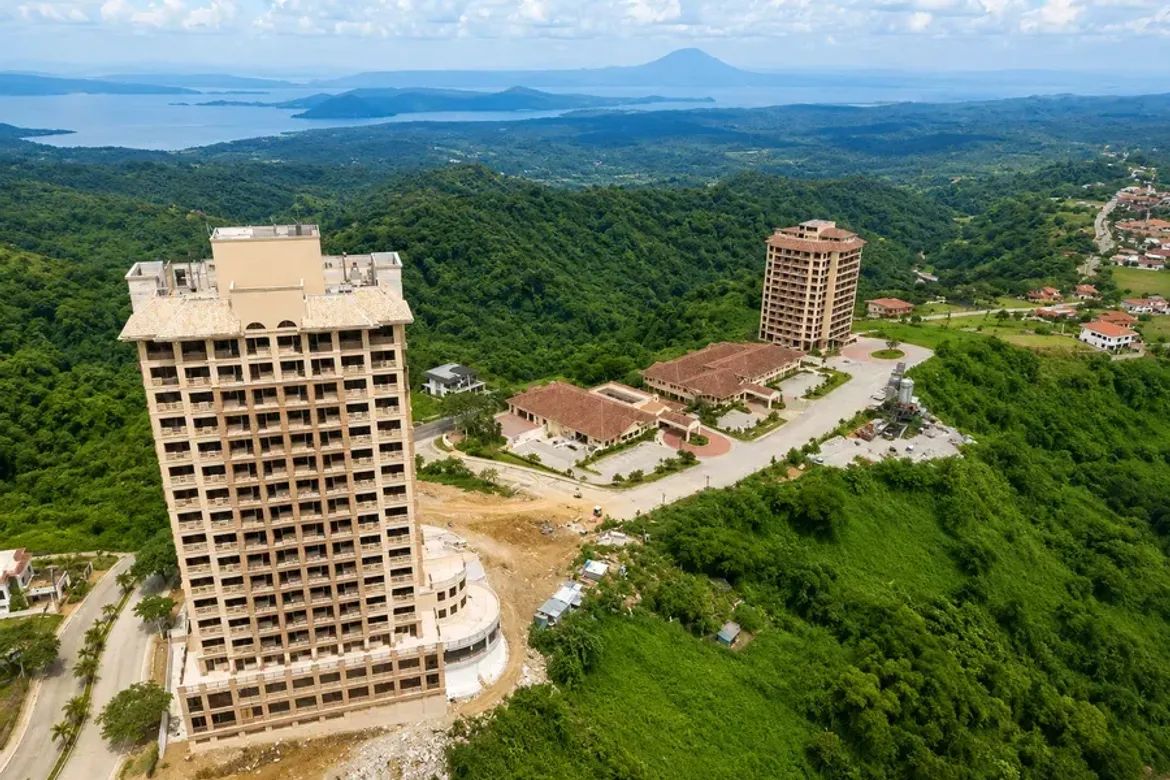 Land for Sale in Splendido Taal Towers, Niyugan, Laurel, Batangas