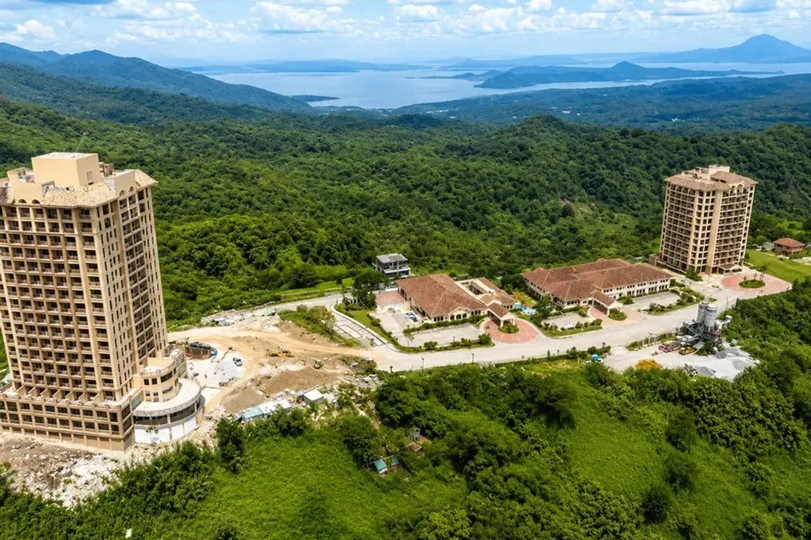 Land for Sale in Splendido Taal Towers, Niyugan, Laurel, Batangas – photo 2