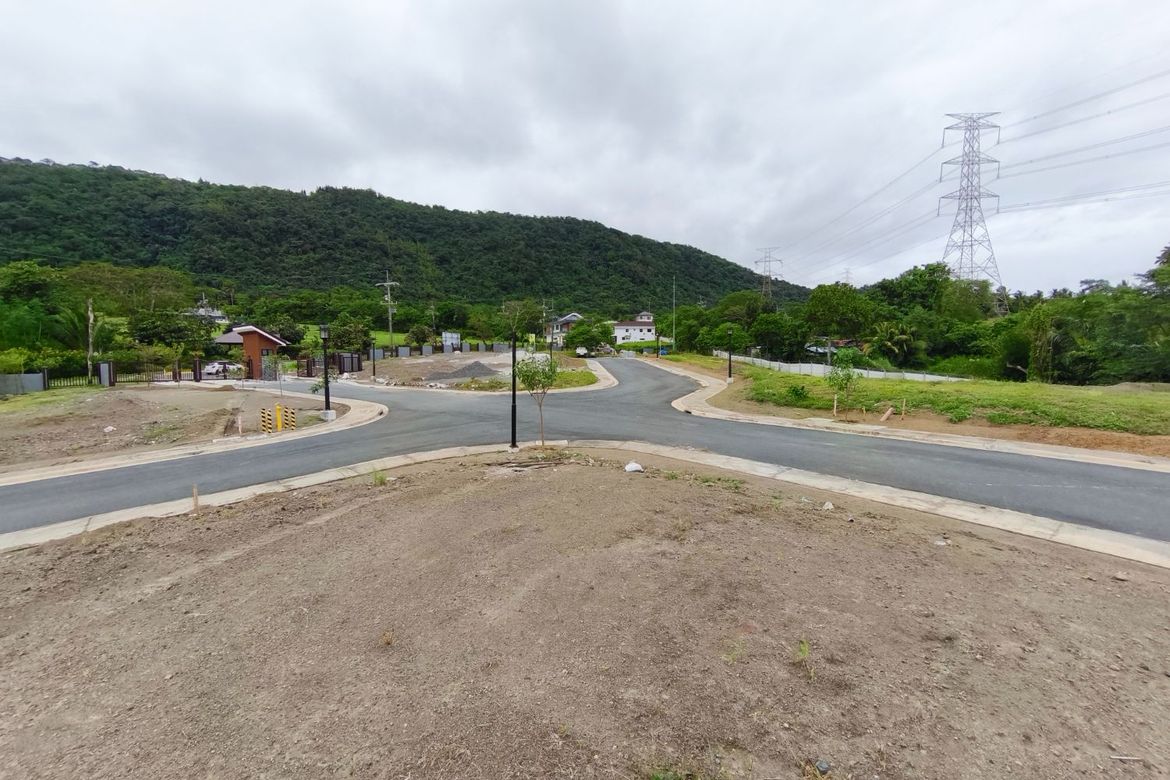 Land for Sale in Tagaytay Highlands, Iruhin East, Tagaytay, Cavite – photo 8