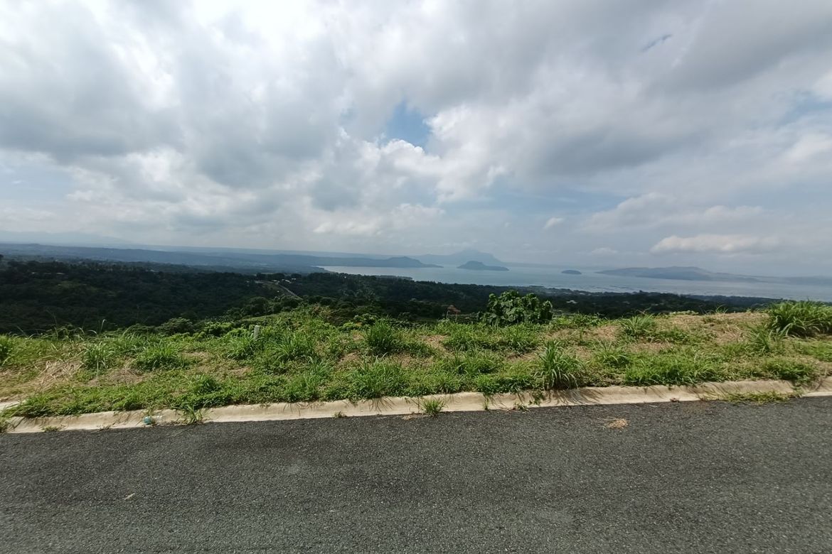 Land for Sale in Tagaytay Highlands, Iruhin East, Tagaytay, Cavite – photo 6