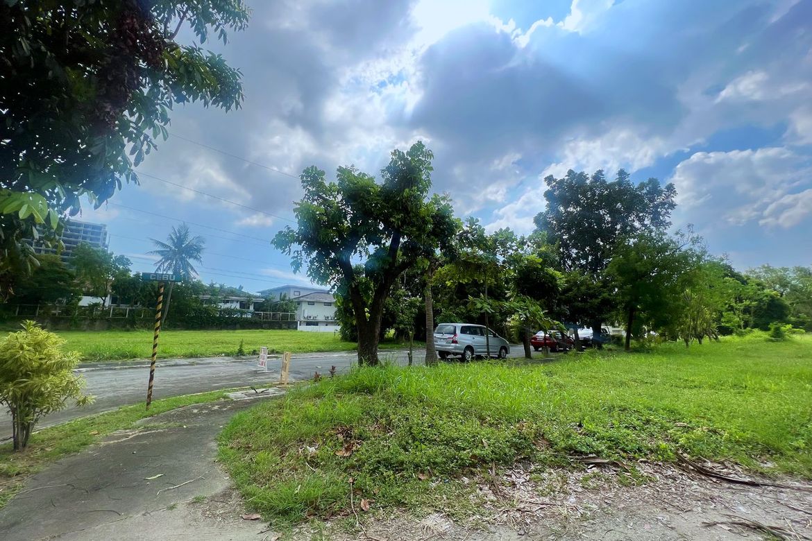 Land for Sale in Tambo, Parañaque, Metro Manila