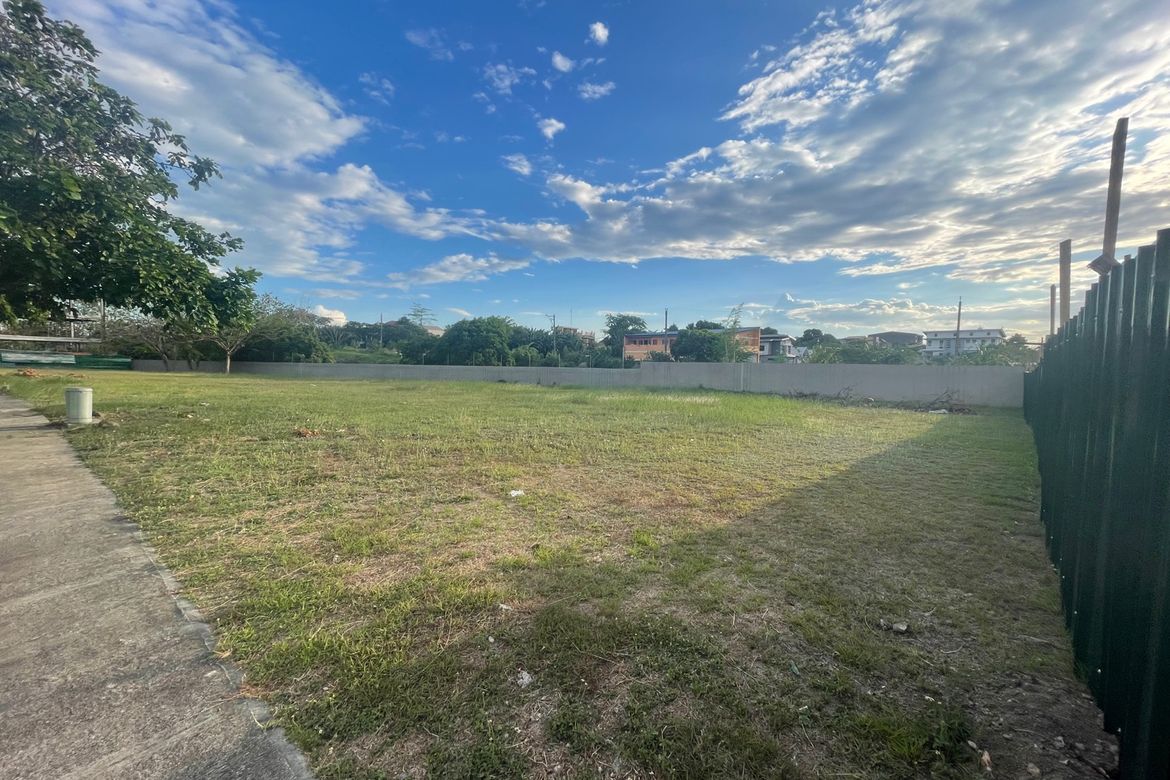 Land for Sale in The Enclave Villas, Pampang, Angeles, Pampanga – photo 2