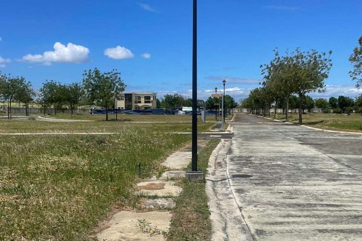 Land for Sale in TIERRABELA AT ETON CITY, Malitlit, Santa Rosa, Laguna – photo 2