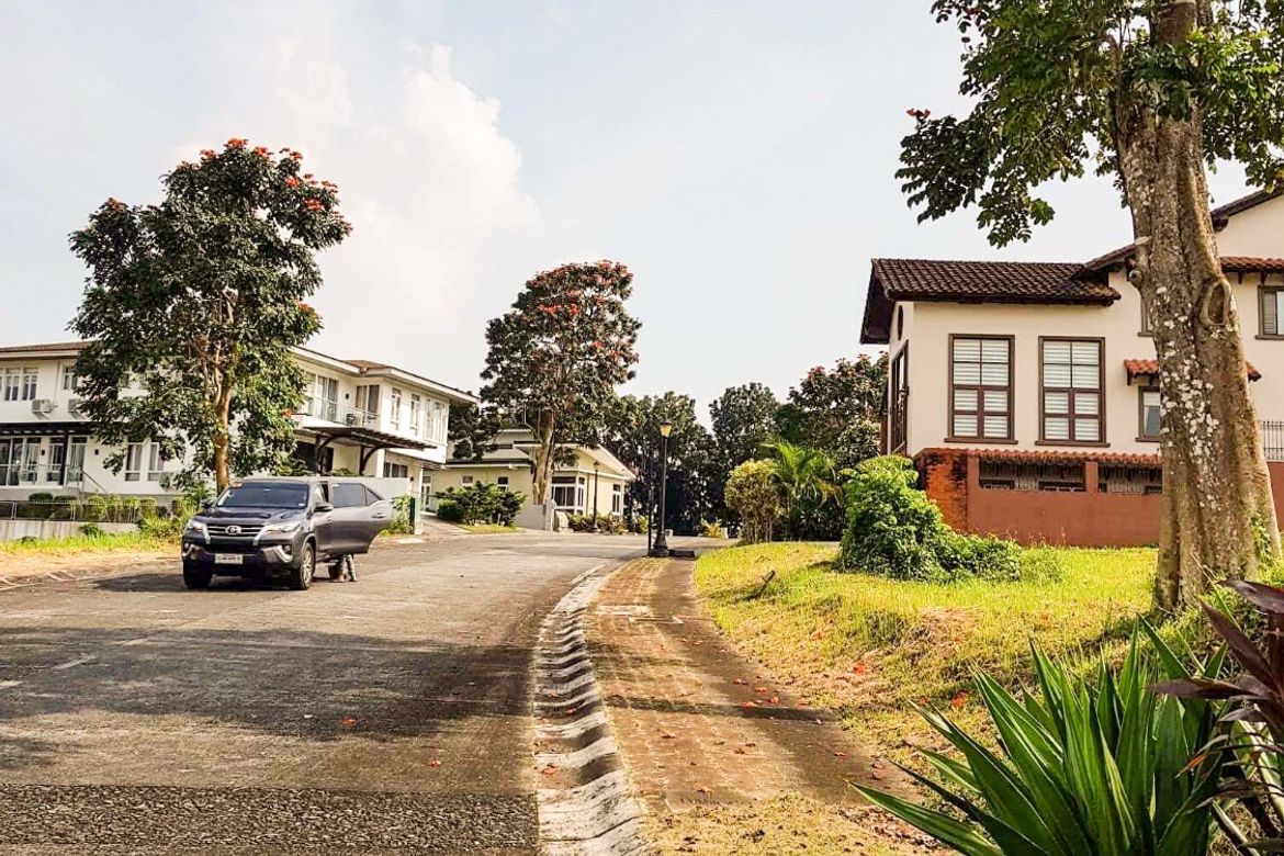Land for Sale in Wedgewood Subdivision at Ayala Westgrove Heights, Inchican, Silang, Cavite – photo 4