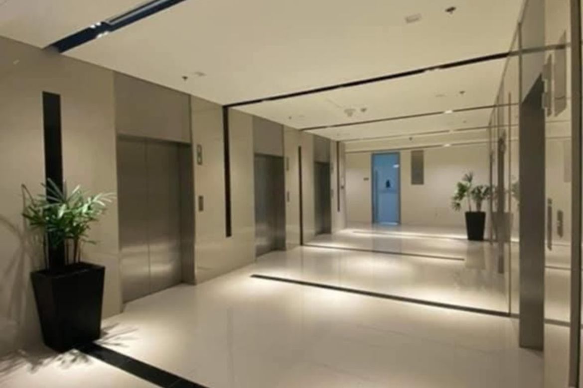 Office for Sale in Alabang, Muntinlupa, Metro Manila – photo 2