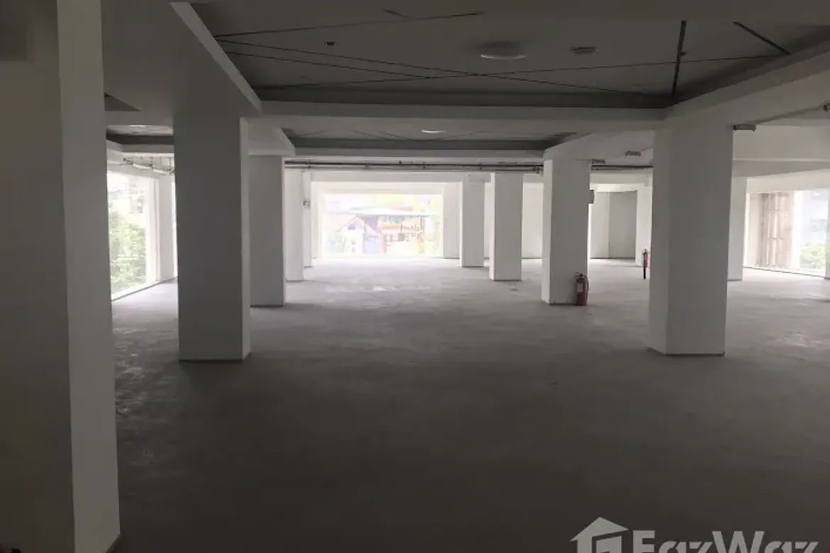 Office for Sale in Batasan Hills, Quezon City, Metro Manila – photo 5
